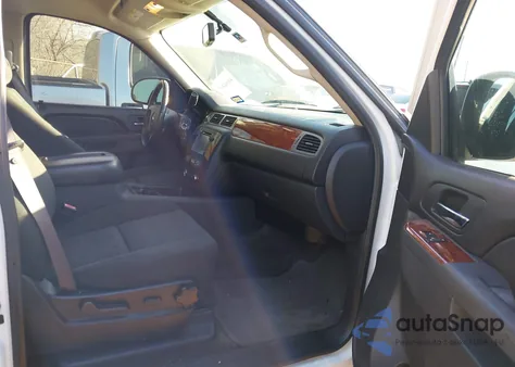 2011 Chevrolet Avalanche 1500 Ls from USA, damaged, VIN 3GNMCEE05BG334402